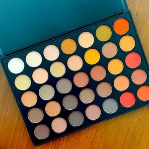 Morphe 35O Matte Eyeshadow Palette